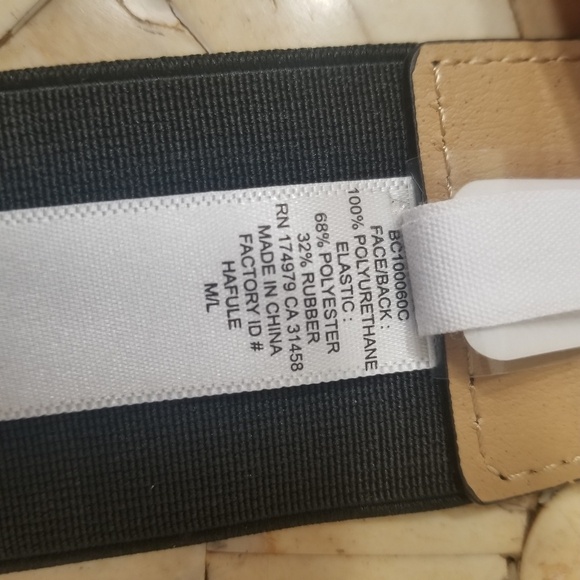 Black Belt embelished BCBGeneration NWT size M/L - Picture 5 of 6